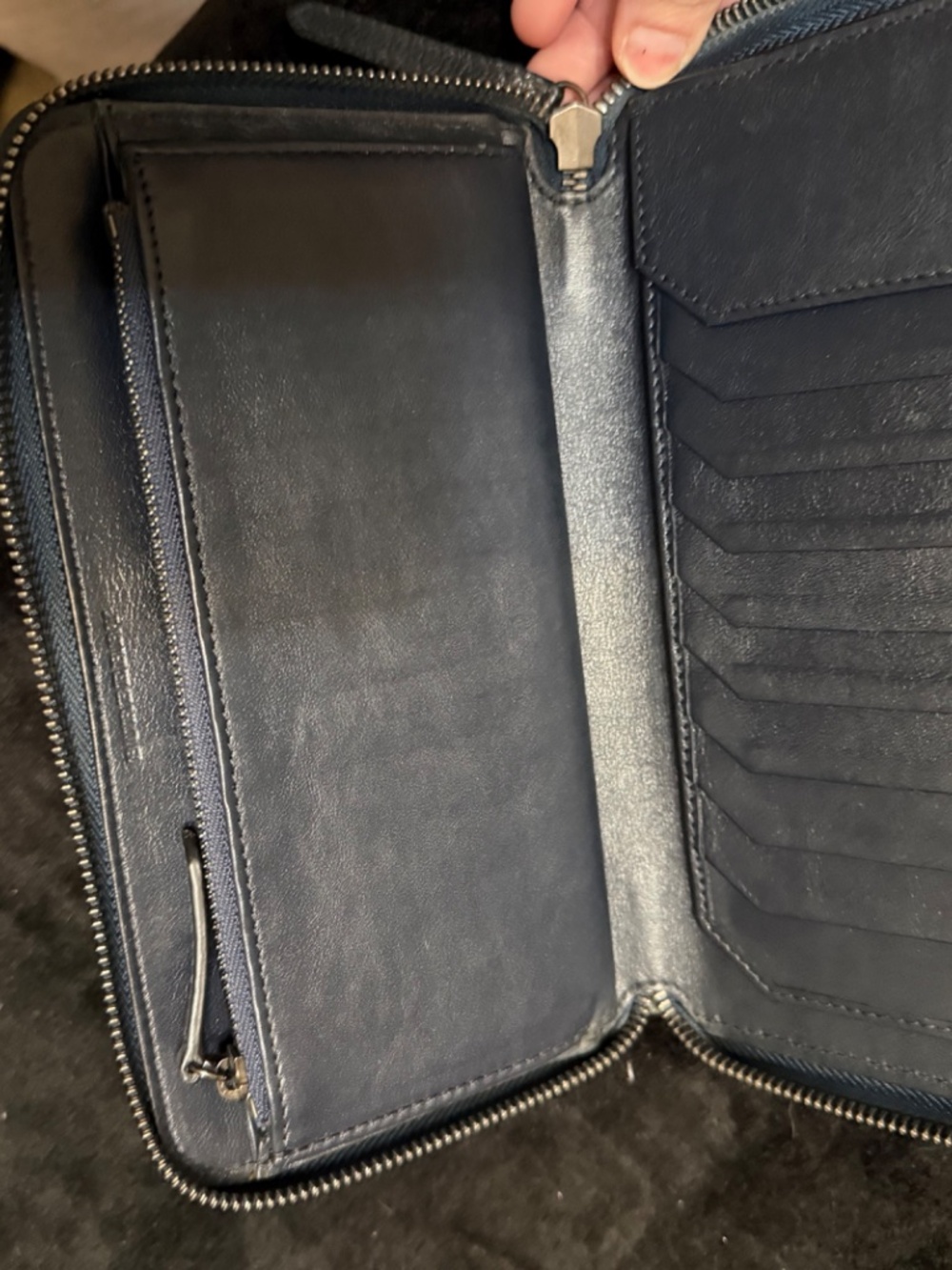 Burberry - Picture 2 of 2